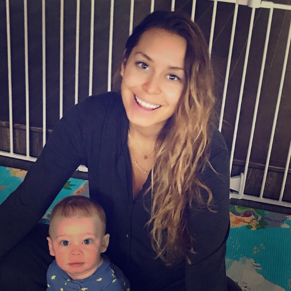 Meet your Posher, Erin - Picture 2 of 2